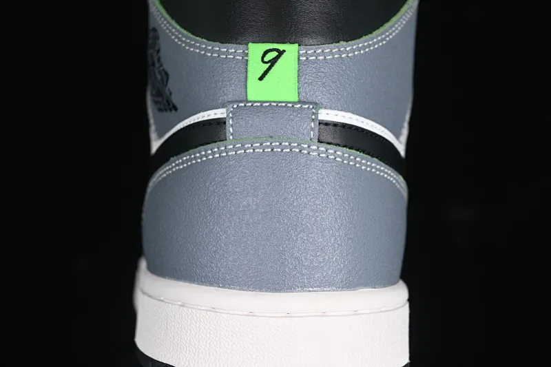 All categories Air Jordan Jordan series basketball shoes Air Jordan 1 Mid Air Jordan 1 Mid "Casa 93" white, gray and brown color Zhongbang basketball shoes HQ3829-001